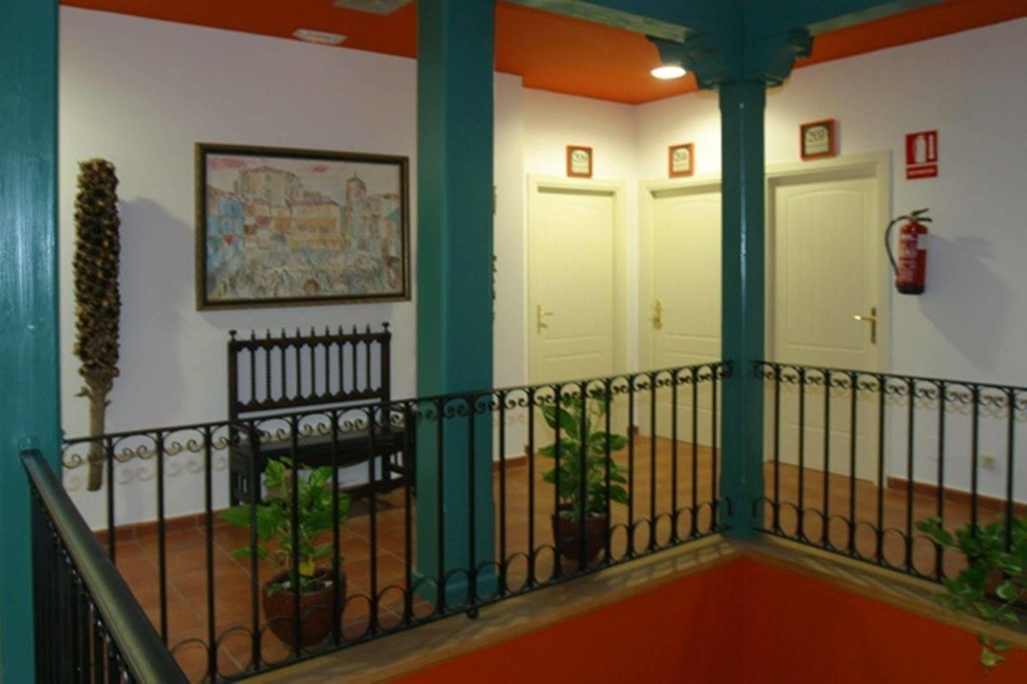 Hotel Y Apartamentos La Casa Rural Chinchon Interior photo